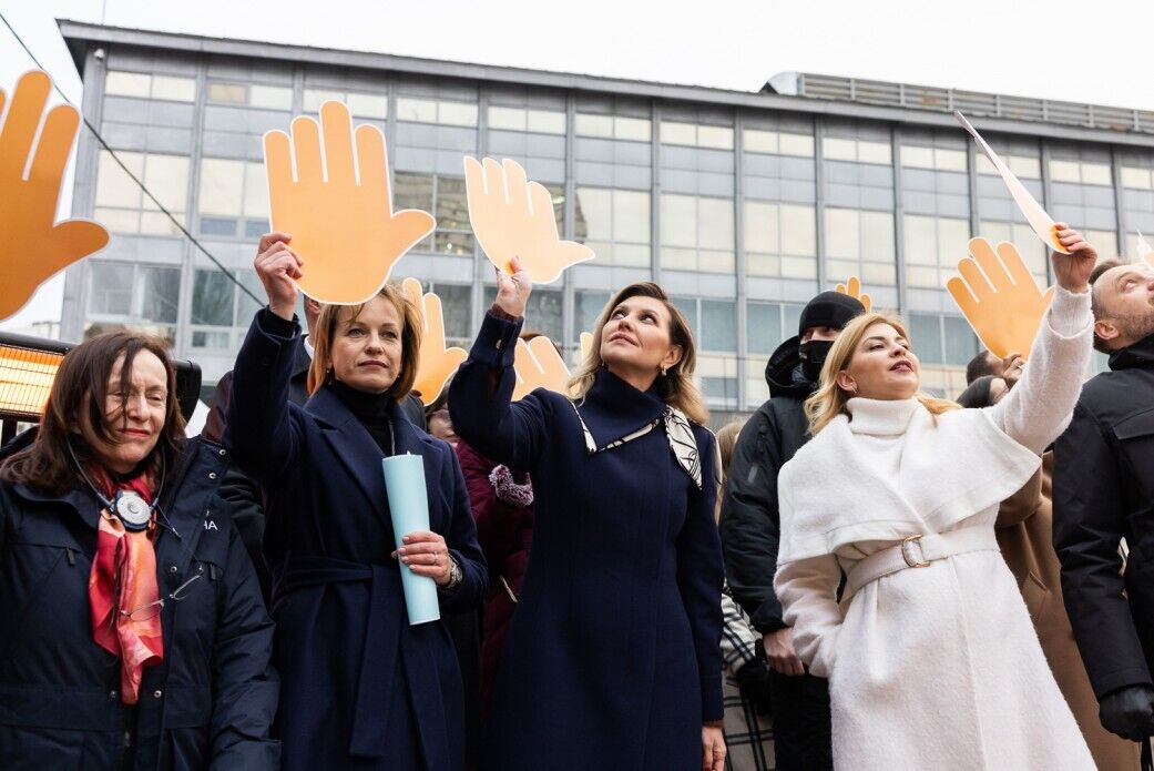 Акция "16 дней против насилия" продлится до 9 декабря