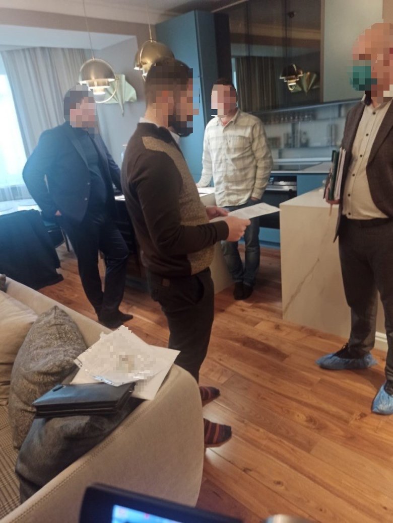   ,    :      ,       COVID- 01 dqxikeidqxitkant