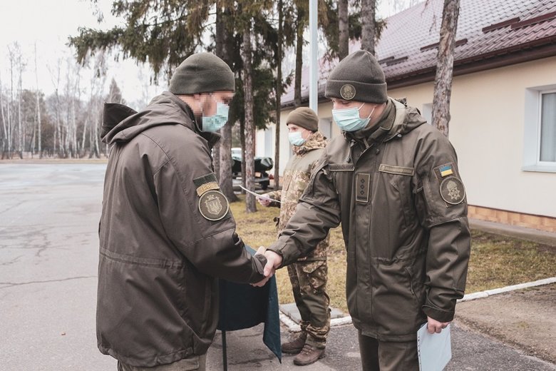 Снайперы Нацгвардии прошли спецкурс подготовки по стандартам НАТО 05