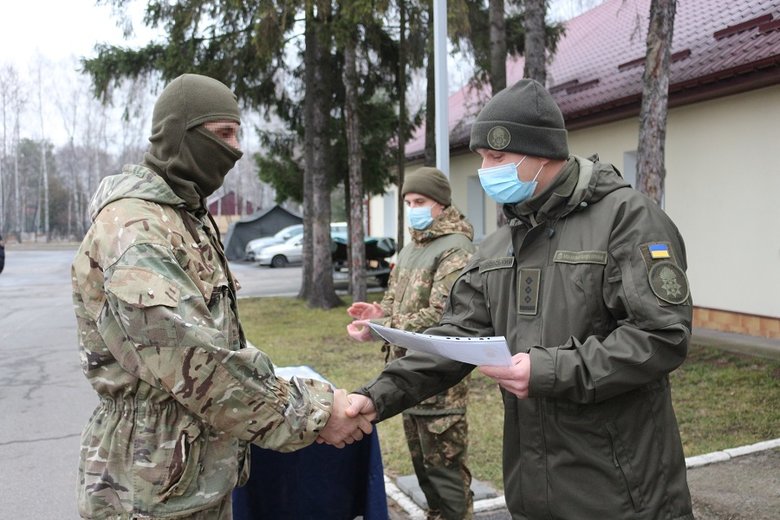 Снайперы Нацгвардии прошли спецкурс подготовки по стандартам НАТО 06