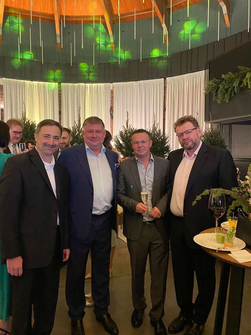 Гости на празднике