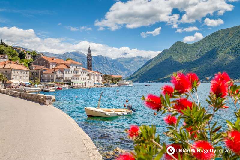 Черногория – страна со скалистыми горами, средневековыми деревнями и многочисленными пляжами
