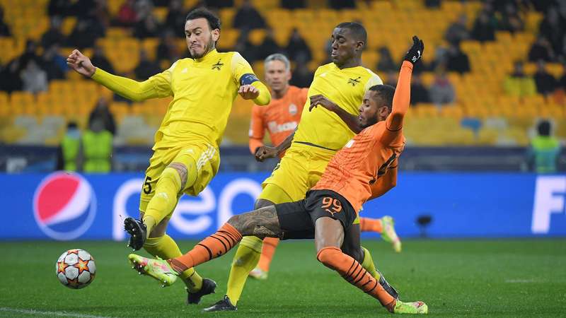 Шериф прессинговал во втором тайме