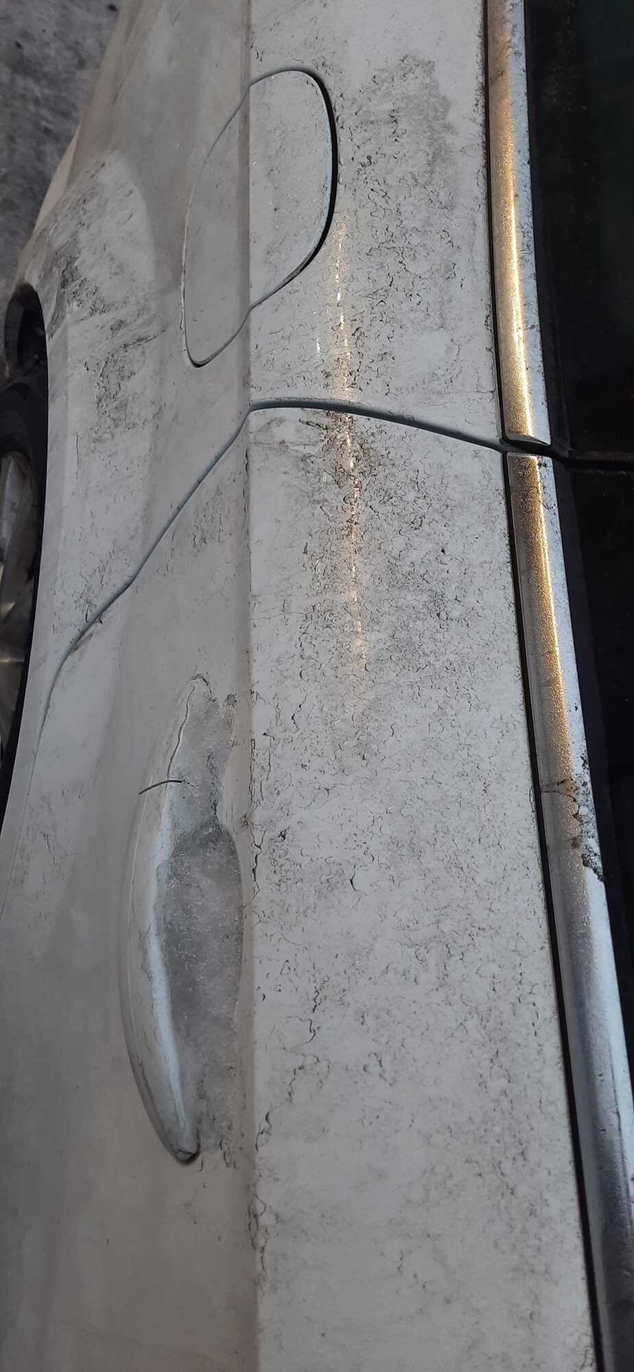 В Ивано-Франковской области выпал "черный" снег dqxikeidqxiqqeant