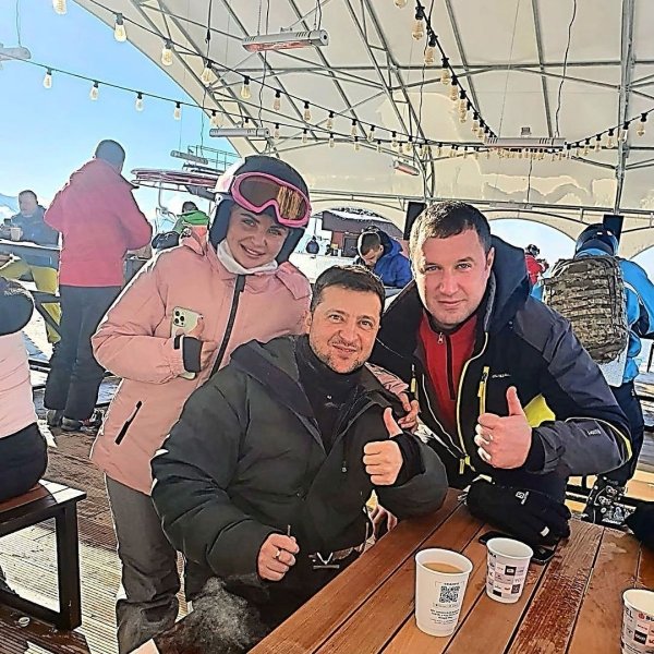 Зеленский Буковель dqxikeidqxiqqeant