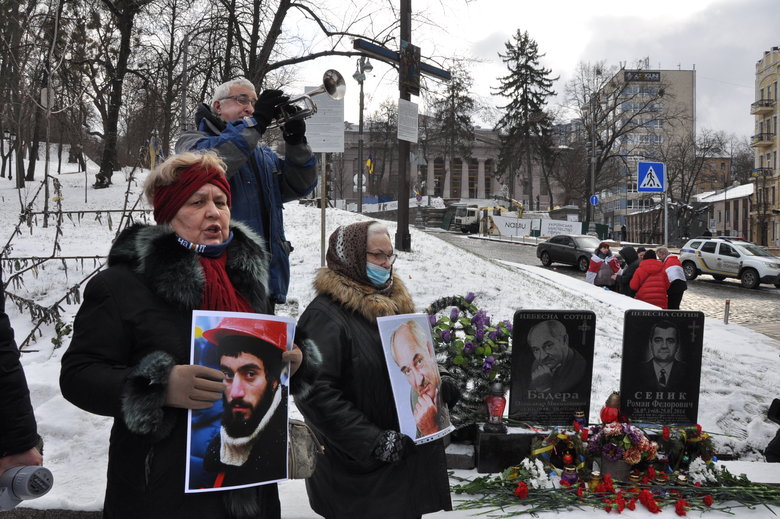 Память первых погибших Героев Небесной Сотни почтили в Киеве 25