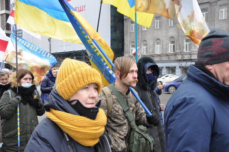 Память первых погибших Героев Небесной Сотни почтили в Киеве 08