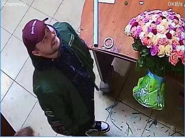 Фото мошенника опубликовано в сети