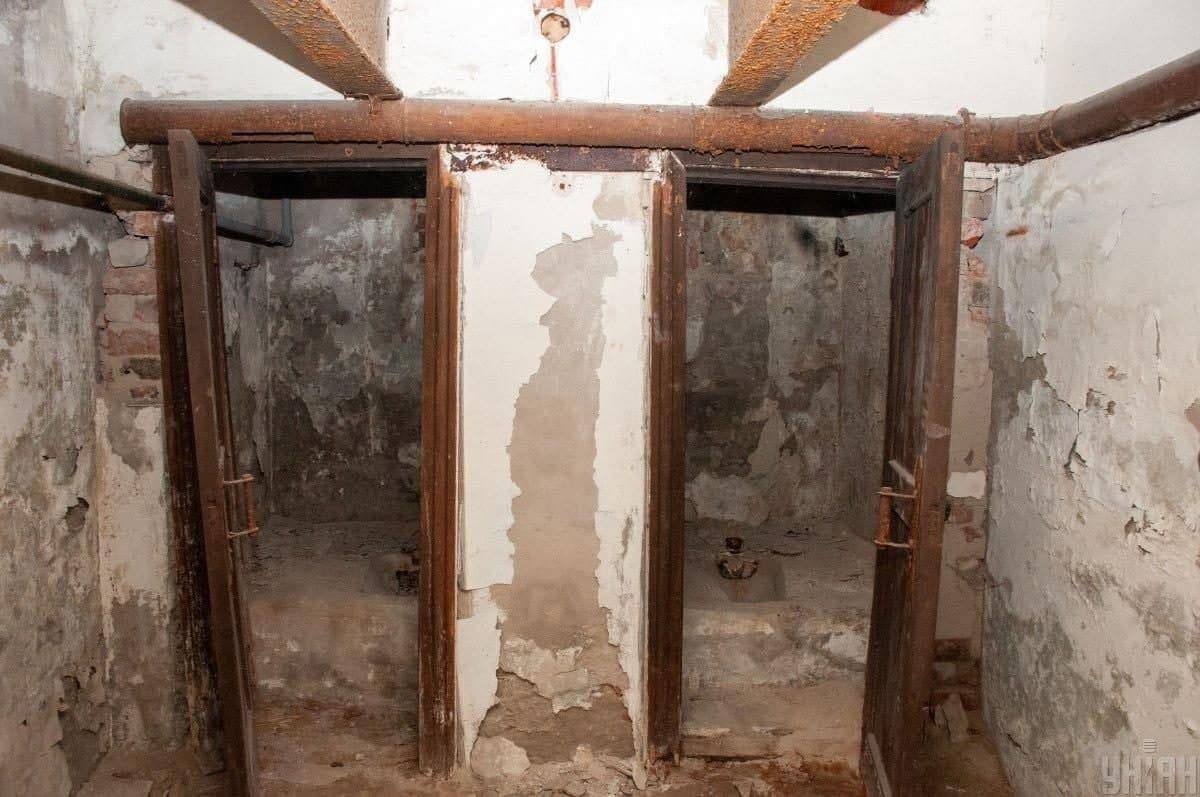 В Харькове проверили местное бомбоубежище: его состояние ужаснуло (фото)