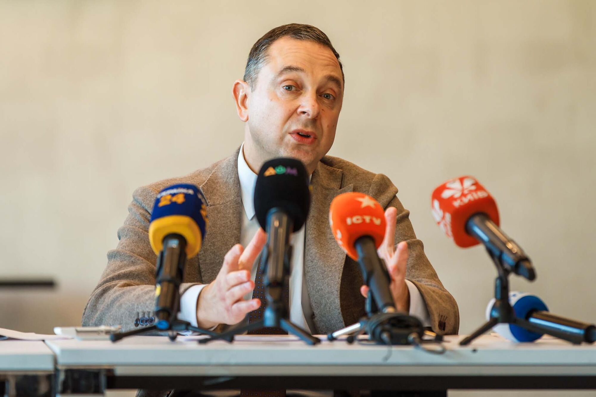 Министр спорта Гутцайт. dqxikeidqxitkant