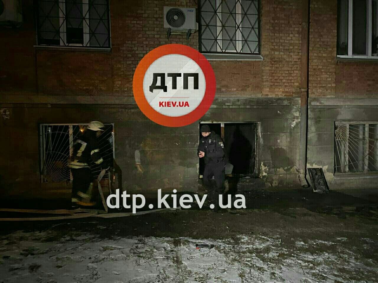 Очевидцы предполагают умышленный поджог квартиры dqxikeidqxitkant