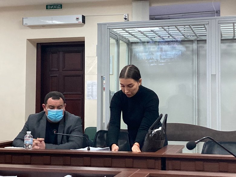 Слуга народу Кузьміних з’явився до Вищого антикорсуду 03