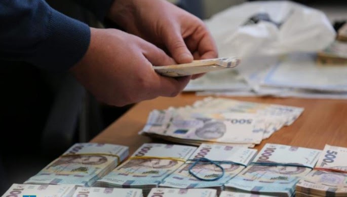 Я бы хотел по 20 тысяч с точки на нас всех… Я так понимаю, что курирует все вопросы Татаров, потому что он к нему ездит на полный отчет. Що відкрилось про корупцію слуги Трубіцина у суді 01 Я бы хотел по 20 тысяч с точки на нас всех… Я так понимаю, что курирует все вопросы Татаров, потому что он к нему ездит на полный отчет. Що відкрилось про корупцію слуги Трубіцина у суді 01 dqxikeidqxitkant