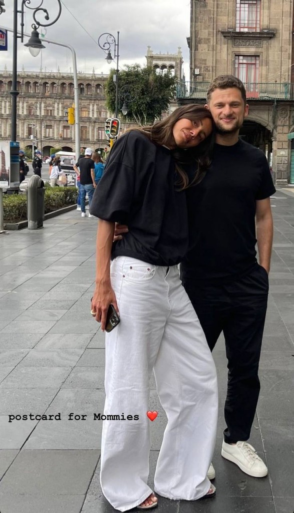 Фото из историй в профиле Юлии dqxikeidqxitkant