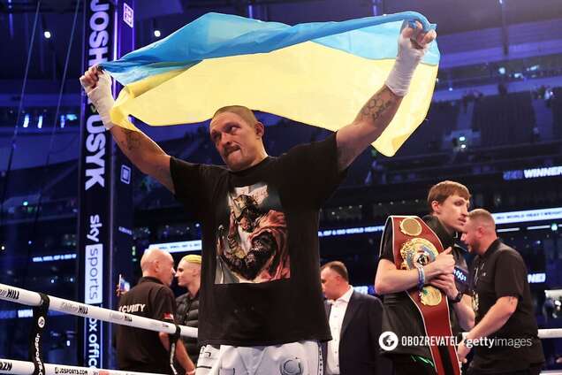 Усик вернулся в Украину dqxikeidqxitkant