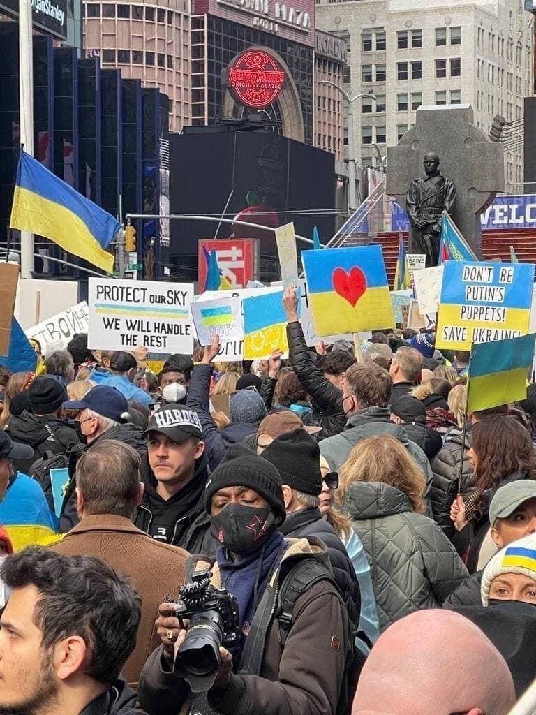 Митинг на Таймс-сквер