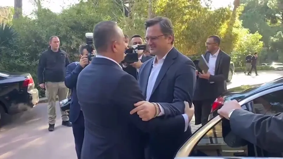 Кулеба прибыл в Анталию