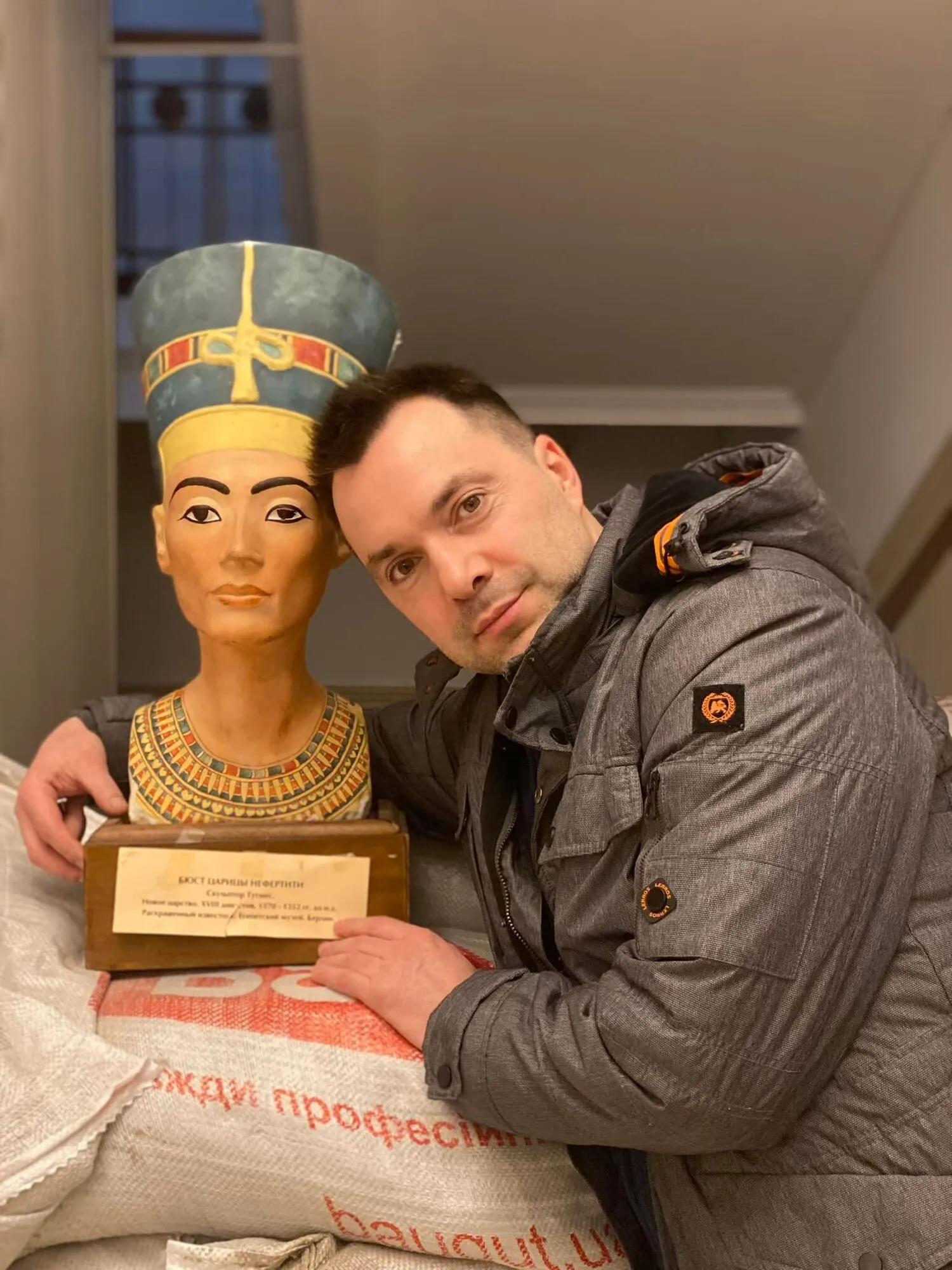 Текст речей Алексея Арестовича положили на умиротворяющую музыку dqxikeidqxiqqeant