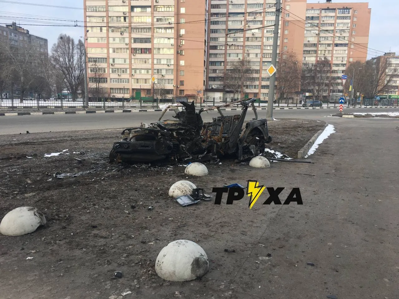 Вражеский удар получил автомобиль на проспекте Юрия Гагарина dqxikeidqxiqqeant