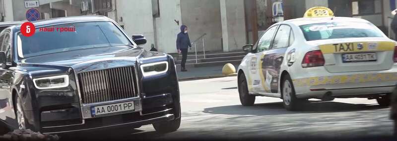 Один из Роллс-ройсов Виктора Полищука dqxikeidqxitkant