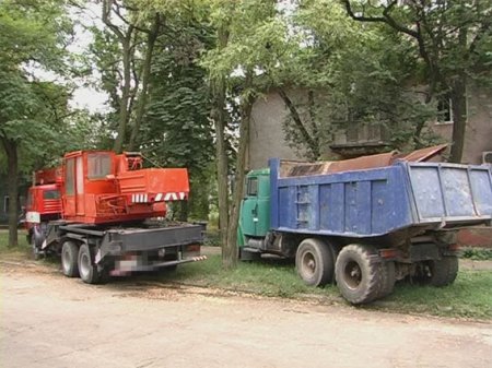 Недостроенные Запорожские мосты полным ходом разбирают вандалы. ФОТО Недостроенные Запорожские мосты полным ходом разбирают вандалы. ФОТО