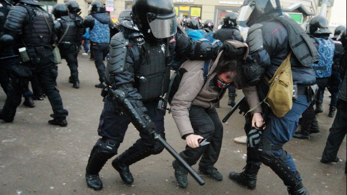 В Енергодар привезли ОМОН dqxikeidqxiqqeant