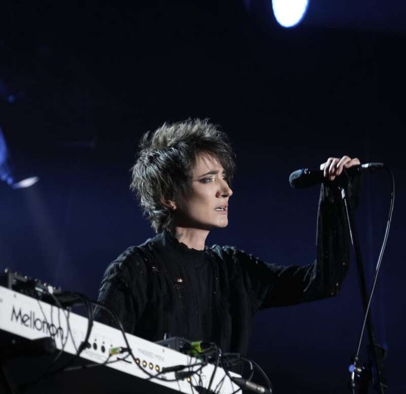 Певица Земфира покинула территорию РФ.