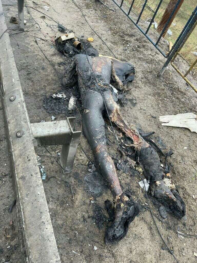 Разорванные и обгоревшие трупы российского СОБРа из Кемерово в Гостомеле 04