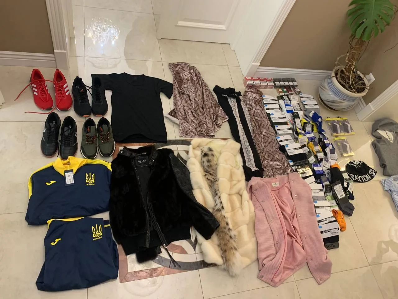 Злоумышленников нашли и задержали.