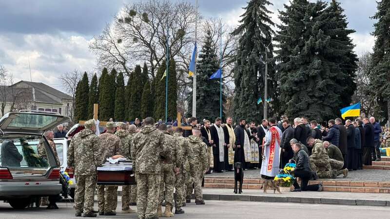 В Ровенской области в последний путь провели двух героев dqxikeidqxiqqeant