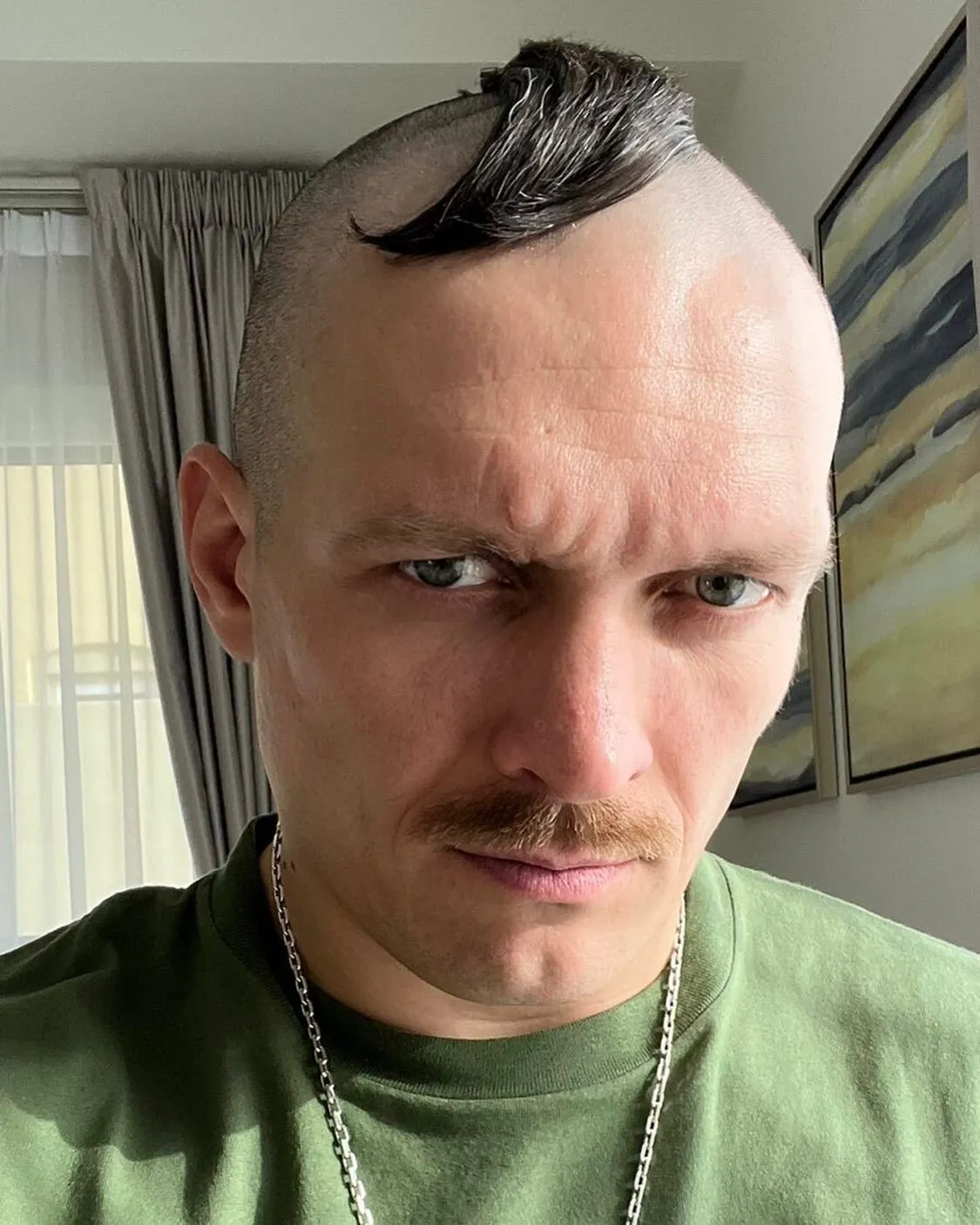 Александр Усик dqxikeidqxitkant