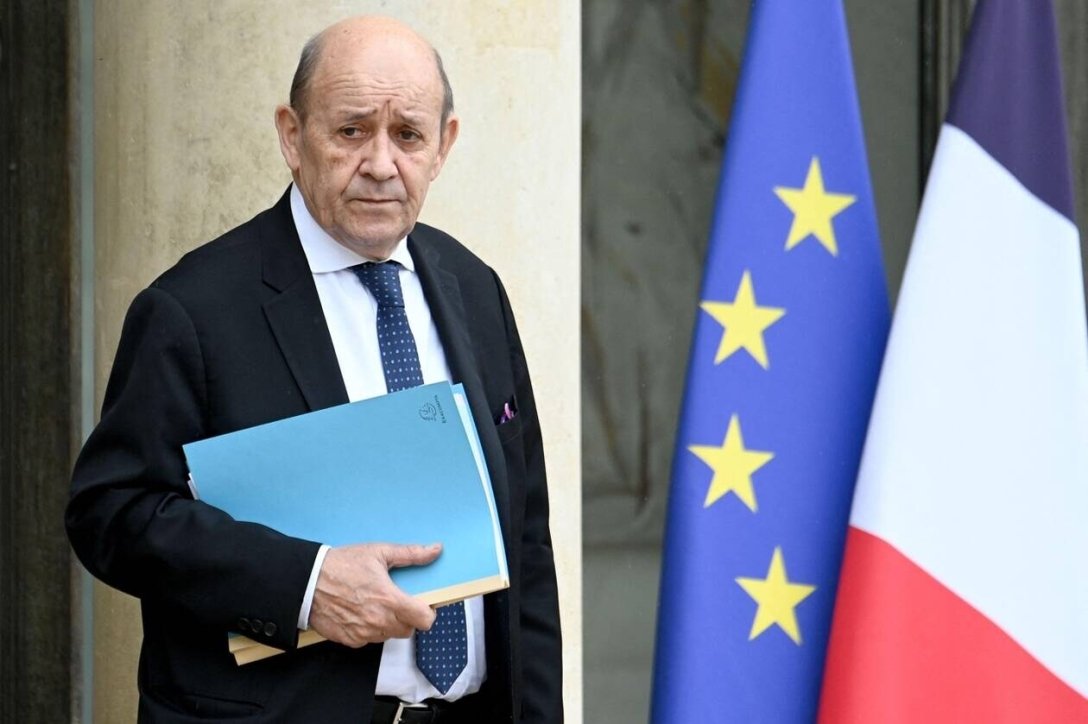 Ле Дриан и Кулеба обсуждали поставки Украине оружия dqxikeidqxitkant