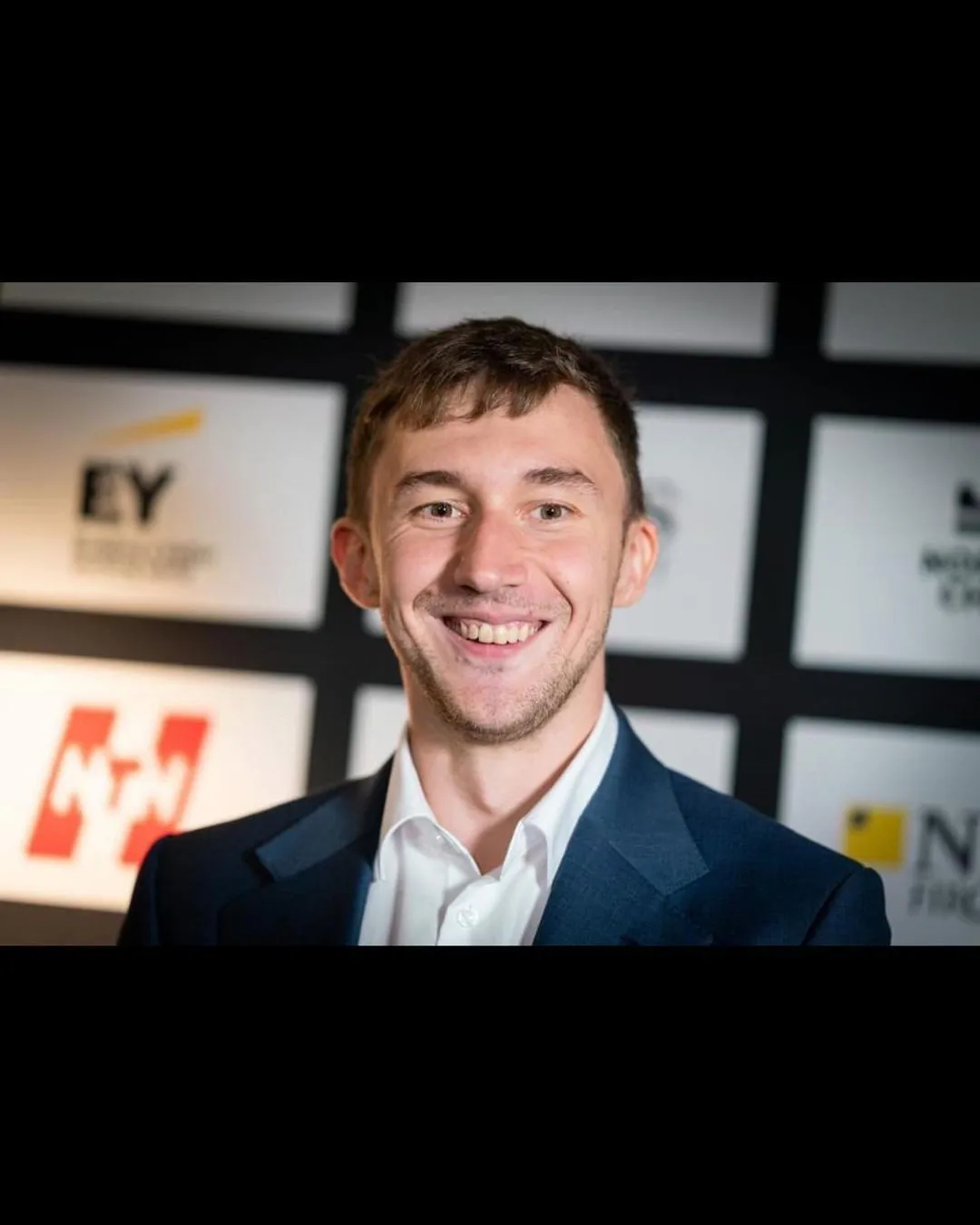 Сергей Карякин dqxikeidqxitkant