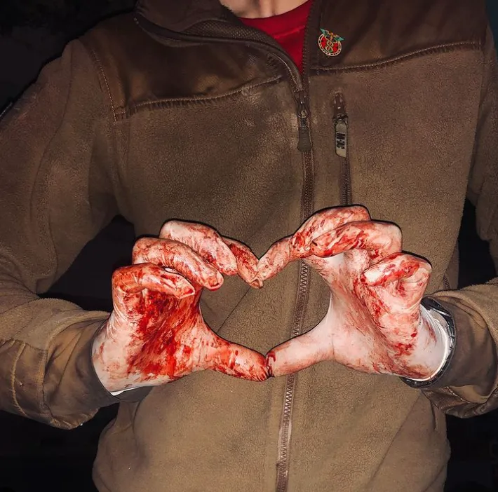 Военный медик из Мариуполя выложил сильное фото dqxikeidqxiqqeant