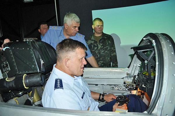 В НАТО довольны военной подготовкой украинских солдат (ФОТО) В НАТО довольны военной подготовкой украинских солдат (ФОТО)