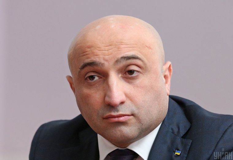 Гюндуз Мамедов во время брифинга в прокуратуре Автономной Республики Крым в Киеве, 12 декабря 2017 года dqxikeidqxitkant