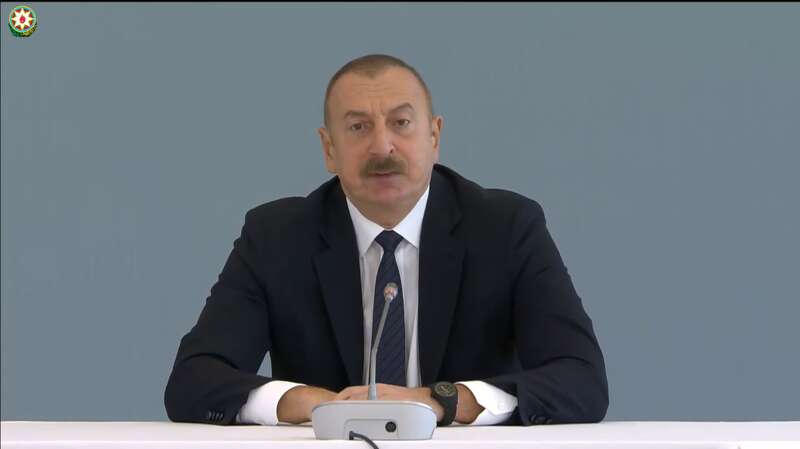 Алиев заявил, что Азербайджан поддерживает территориальную целостность Украины dqxikeidqxiqqeant
