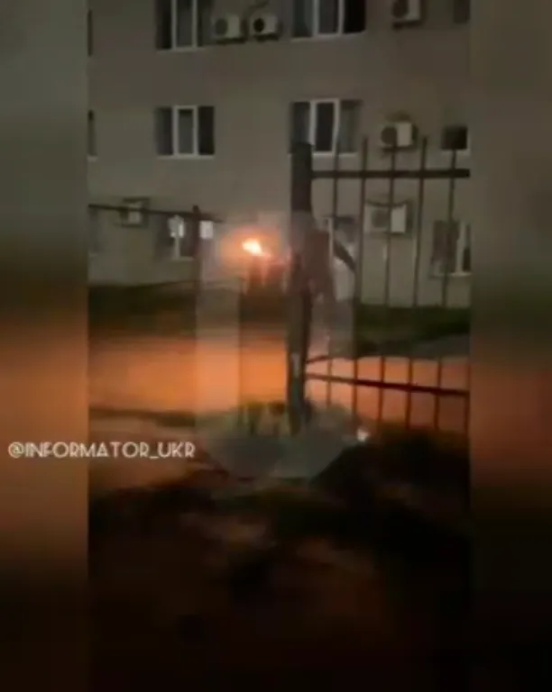 В здание кинули коктейли Молотова dqxikeidqxiqqeant