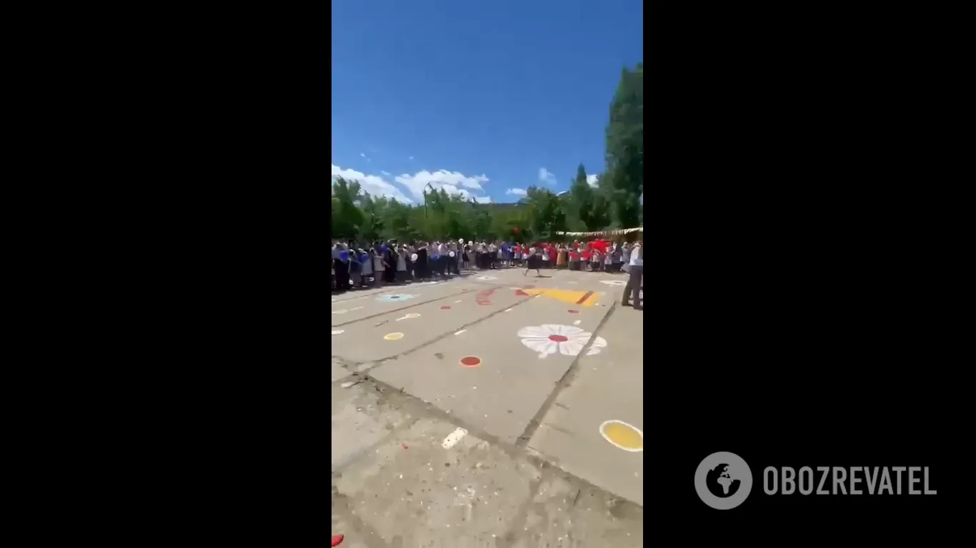 Школьница из Дагестана публично назвала Путина чертом dqxikeidqxiqqeant