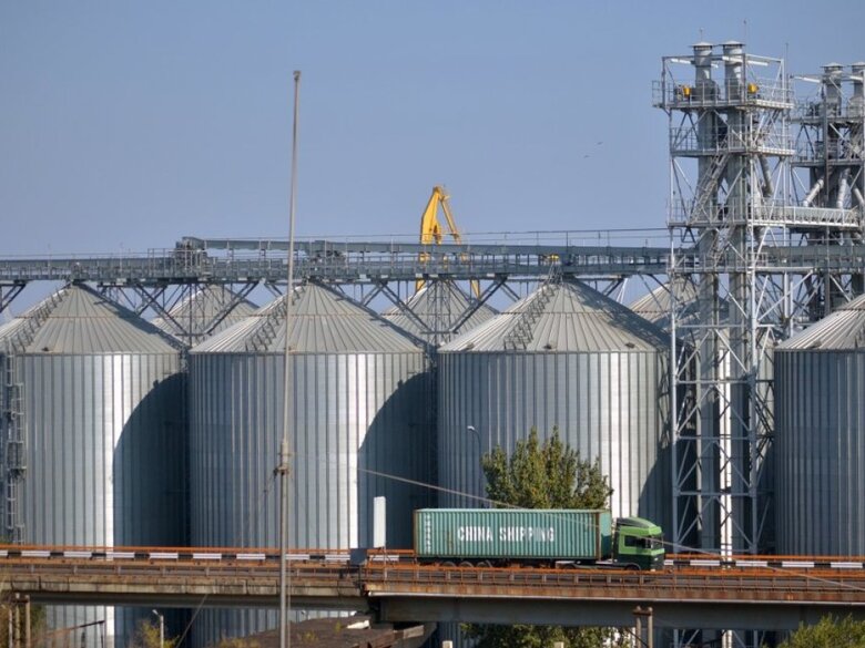 Чому Україна повинна експортувати зерно, щоб уникнути голоду 01 dqxikeidqxiqqeant