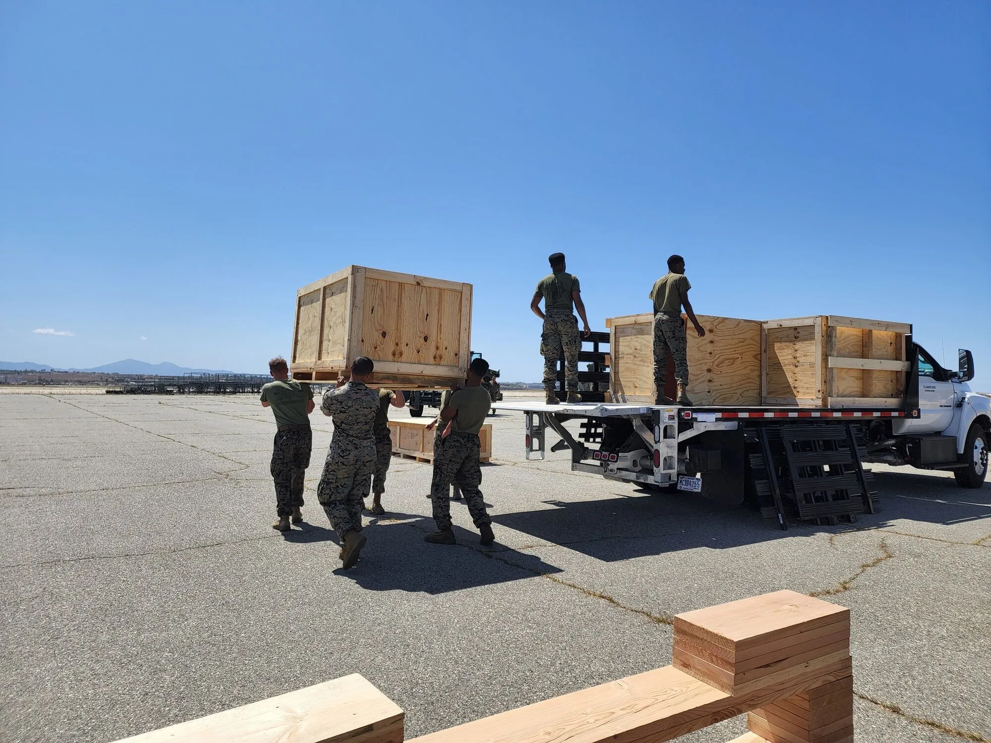 Авиабаза March dqxikeidqxitkant