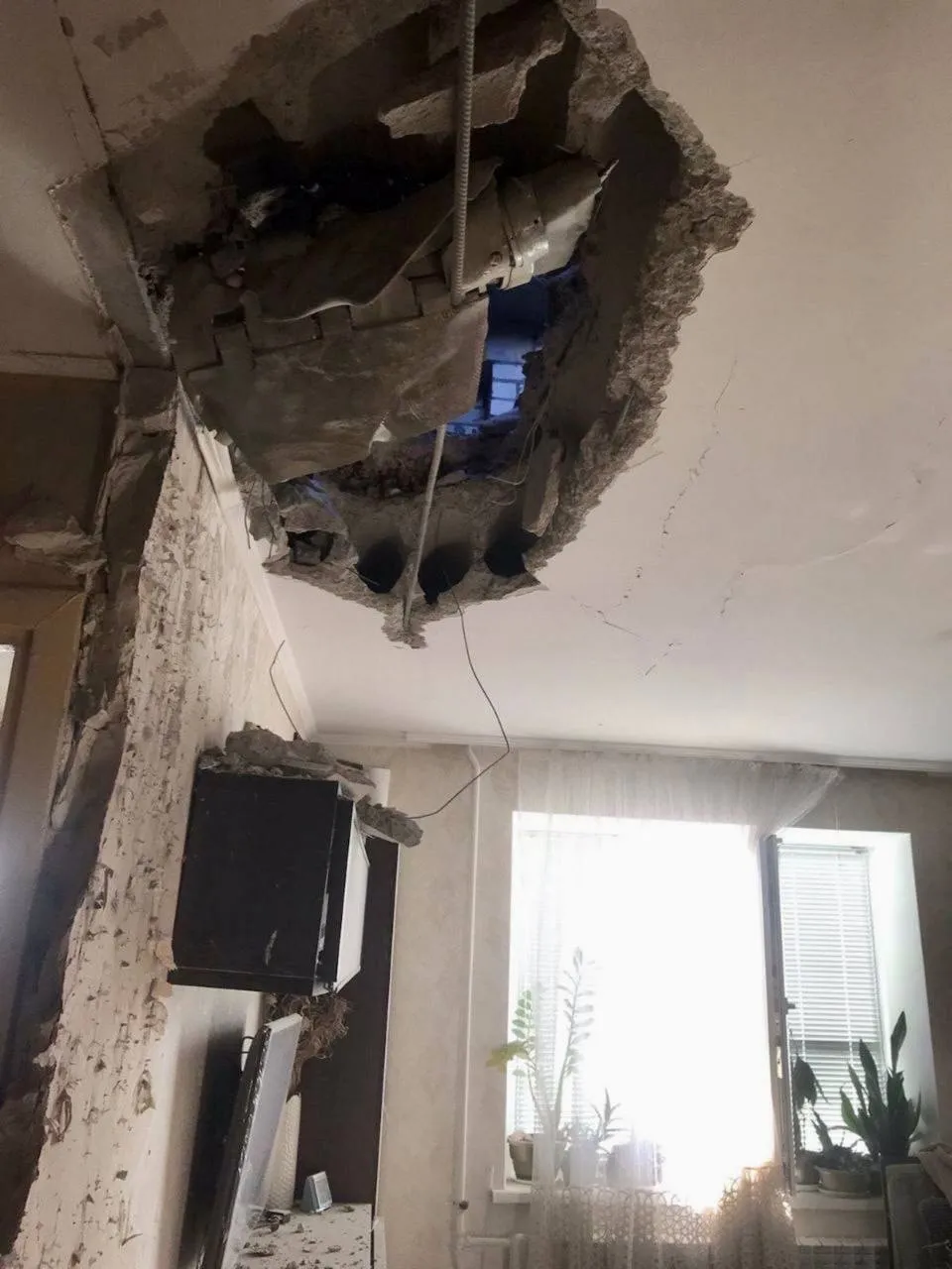 В результате обстрелов пострадал один человек