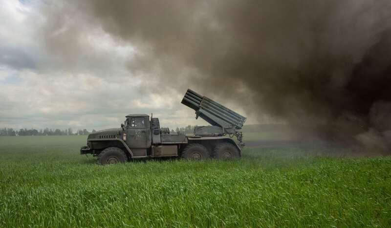 Арта работает по противнику