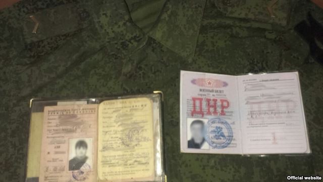 Документи, вилучені у затриманих (фото Держприкордонслужби) dqxikeidqxiqqeant