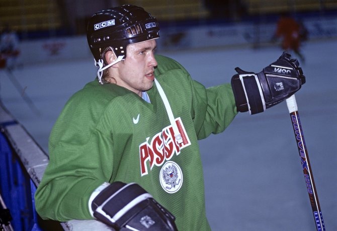 Бывший игрок НХЛ Сергей Березин Фото: sports.ru dqxikeidqxiqqeant