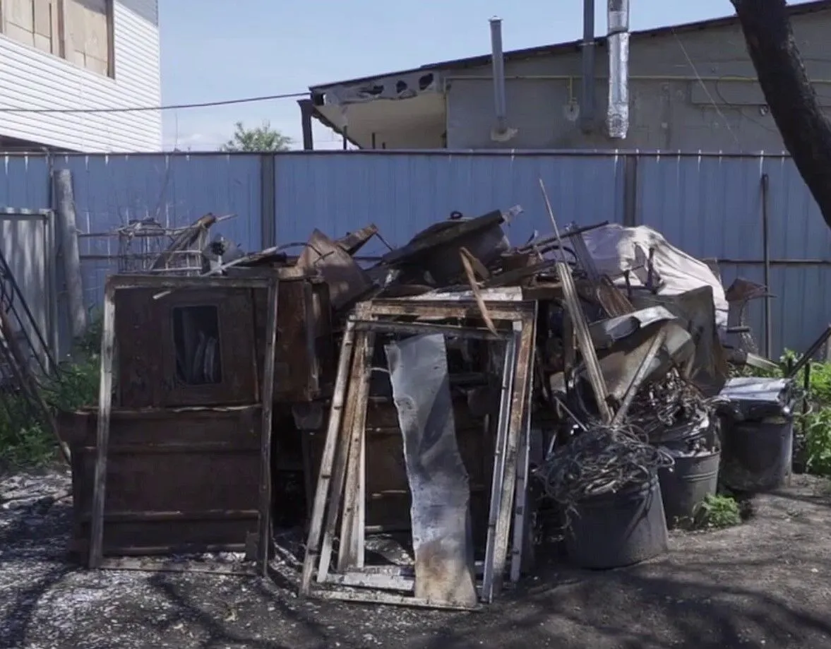 В селе было полностью уничтожено 90 зданий.