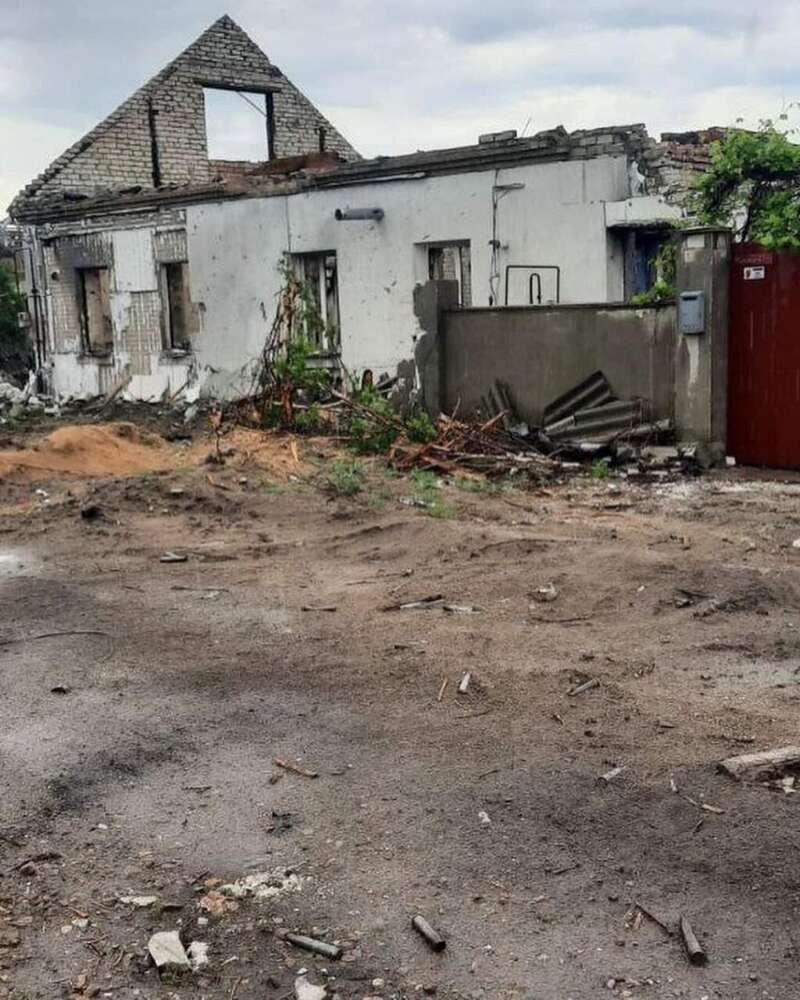 Последствия обстрелов Луганской области