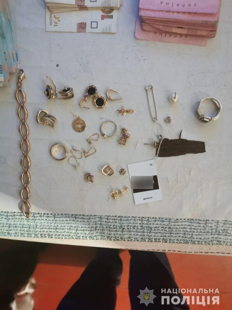 Злоумышленника оперативно нашли и задержали.