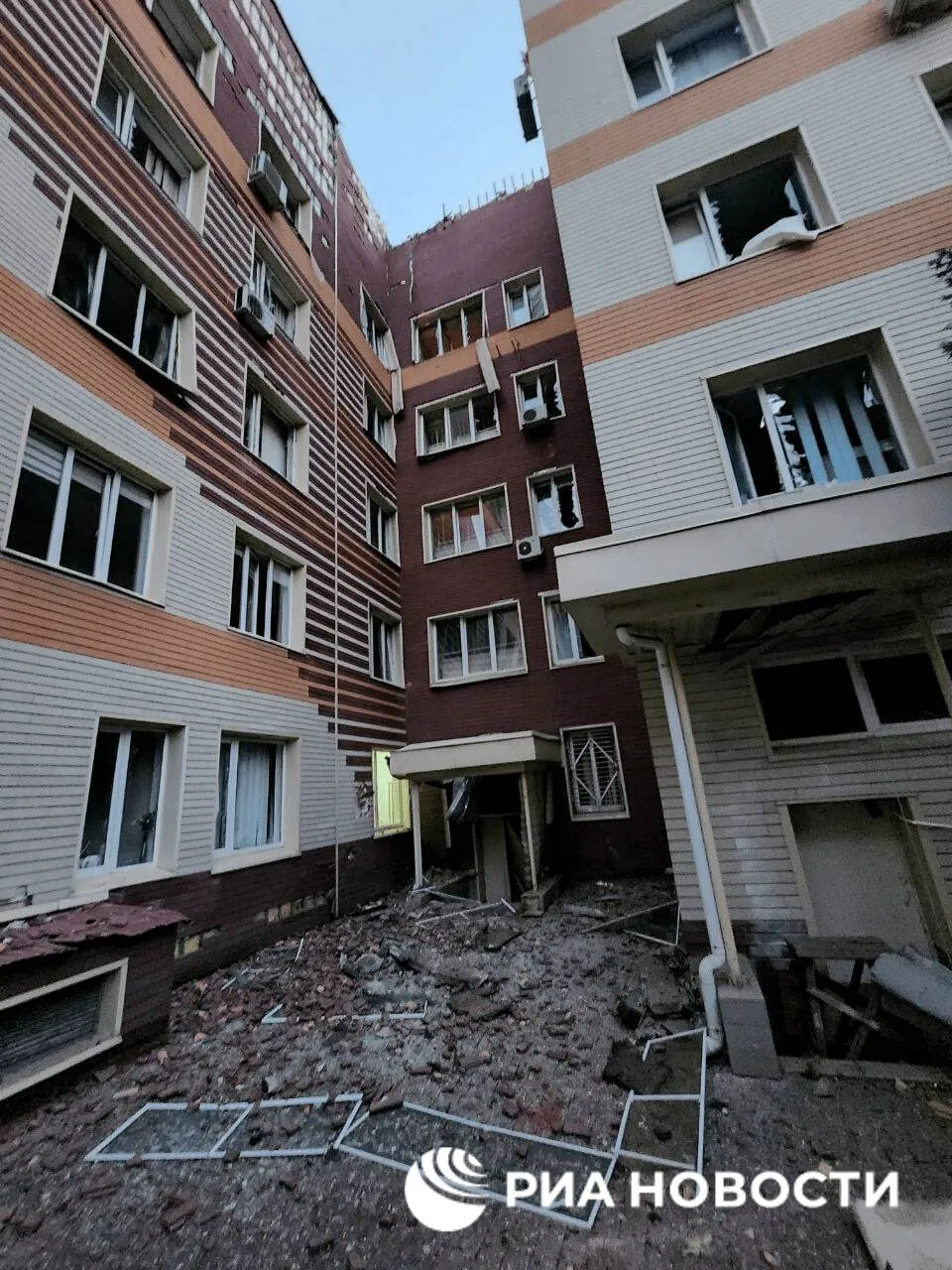 Оккупанты обстреляли роддом в Донецке