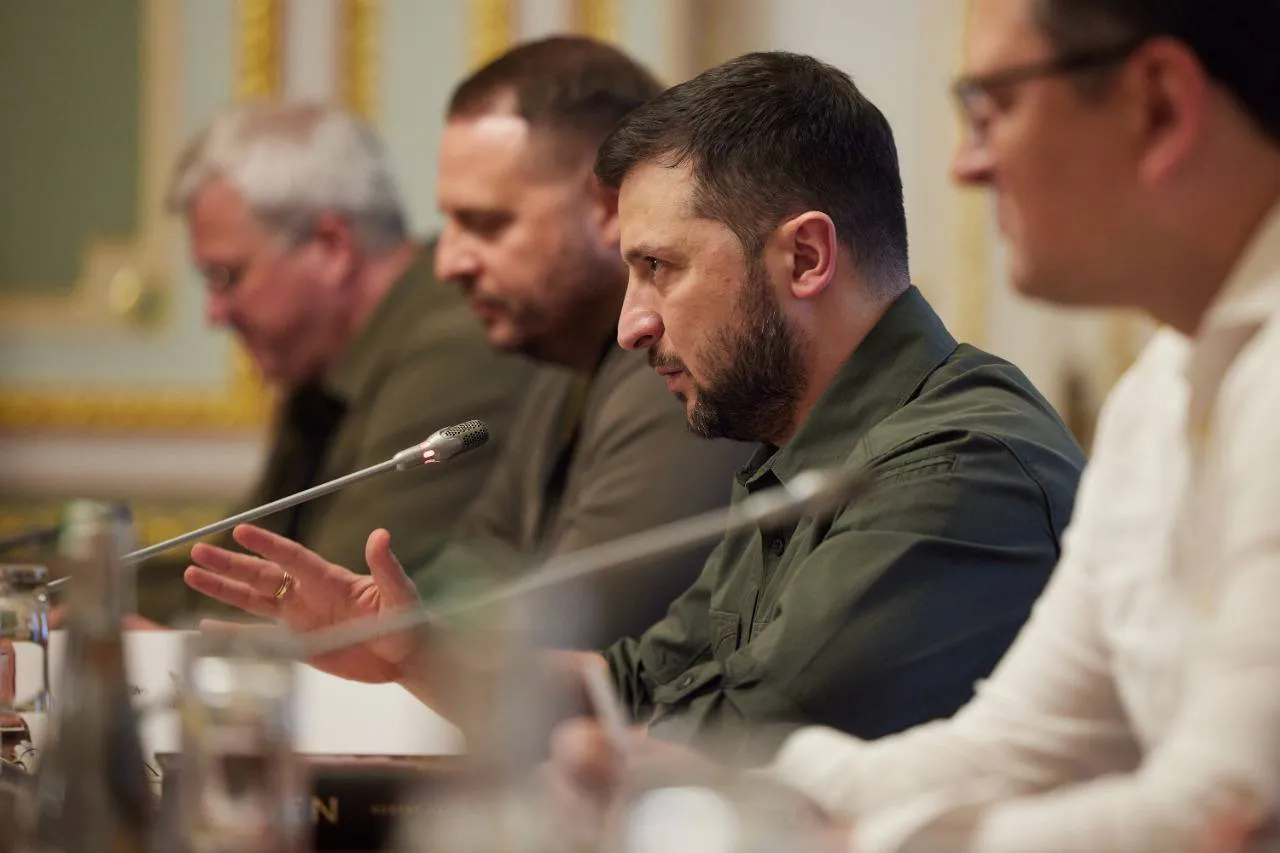 Зеленский: благодарен за мощную поддержку